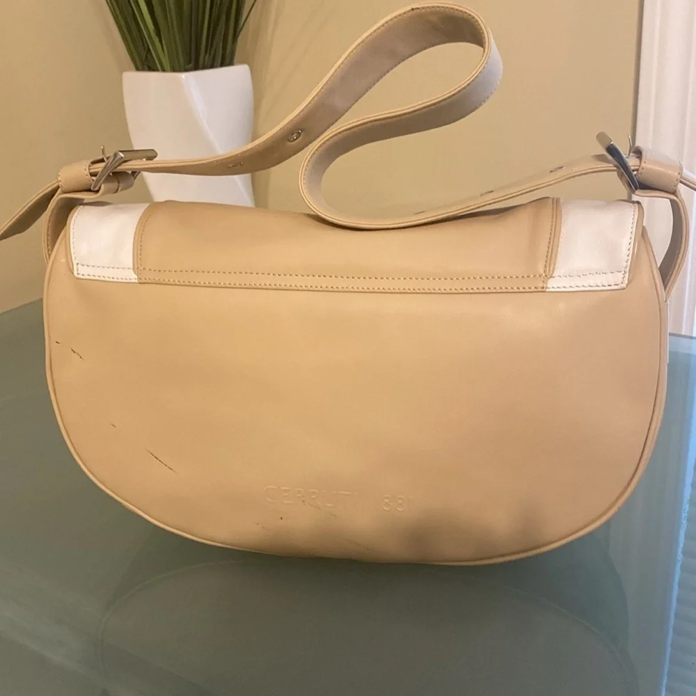 Cerruti 1881 Italian Designed Tan and White Leather Crescent Bag